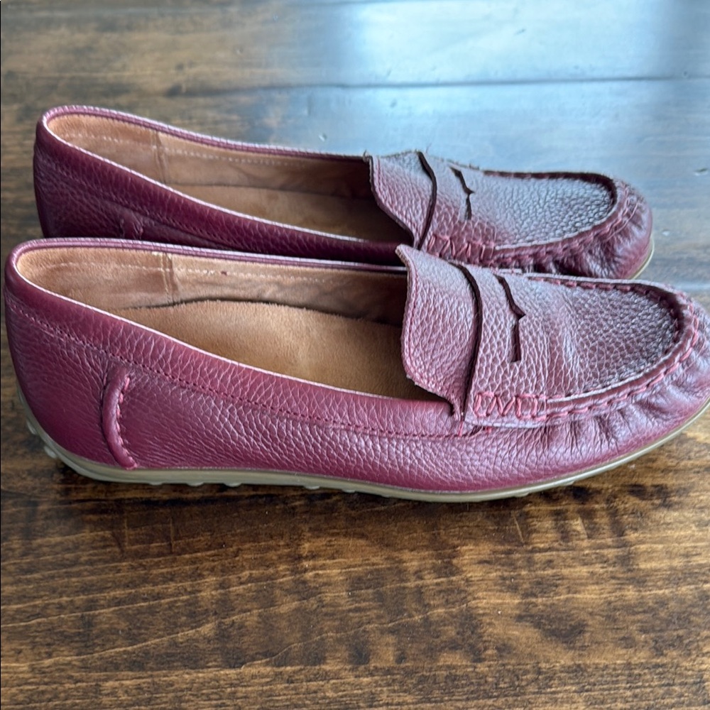 Vionic Women's Marcy Leather Burgundy Penny Loafers Size 8